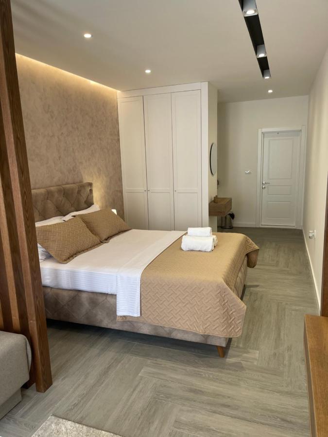 Mirage Apartment
