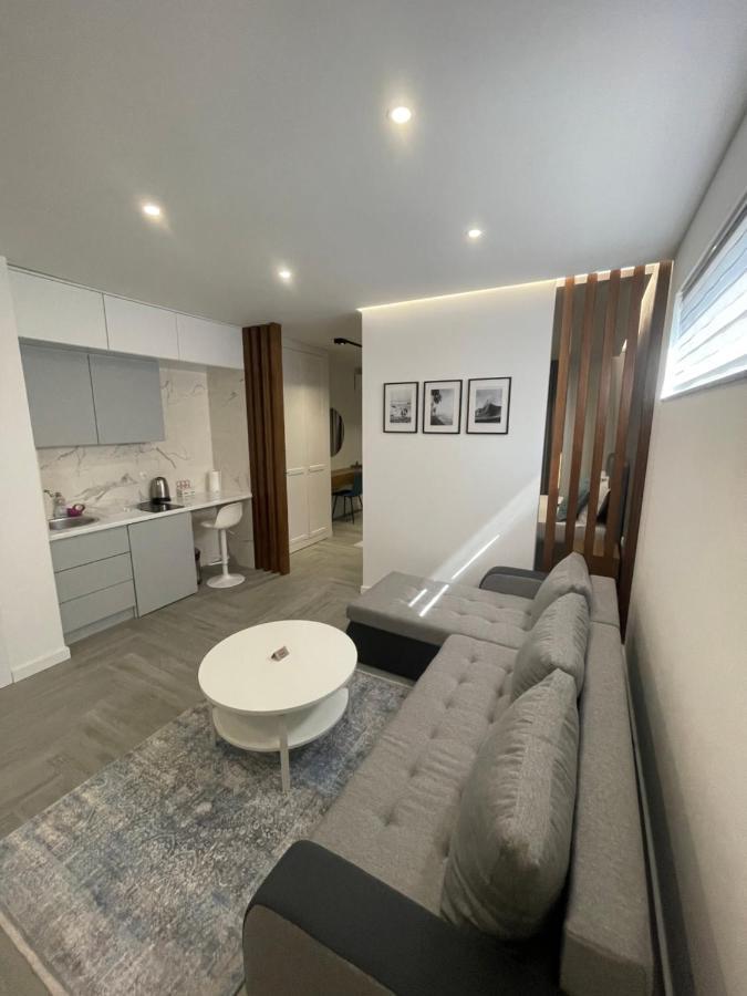 Mirage Apartment *