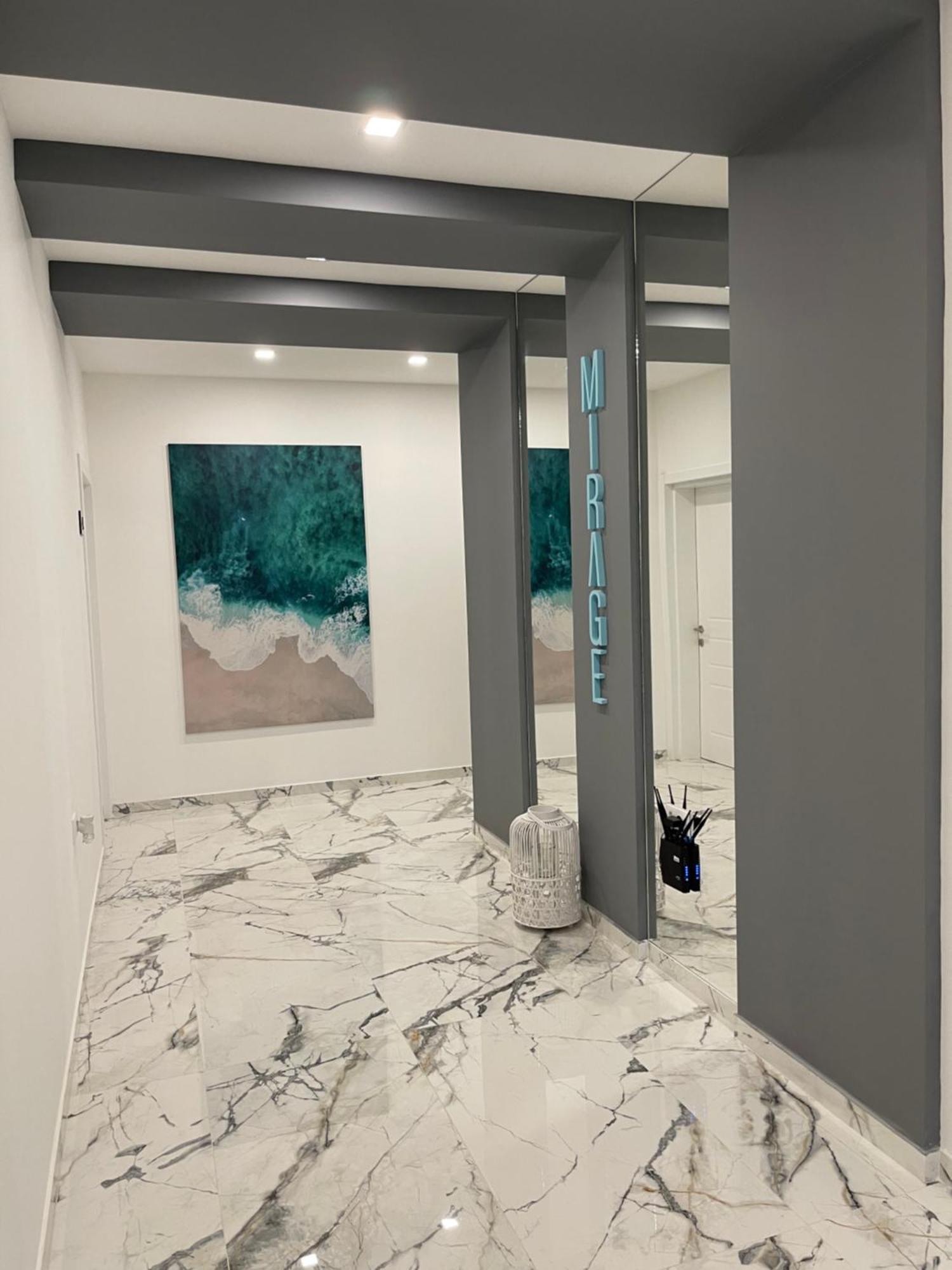 Apartment Mirage